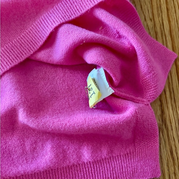 J. Crew XS Vibrant Pink Crew Neck Sweater 100 percent cashmere - Picture 5 of 9